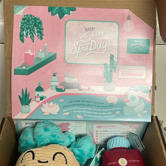 NWT Bark Box - Spa Day - Picture 2 of 11